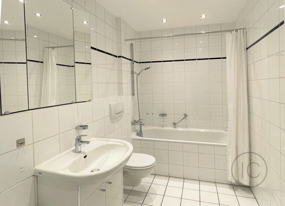 Badezimmer Etagenwohnung K�ln
