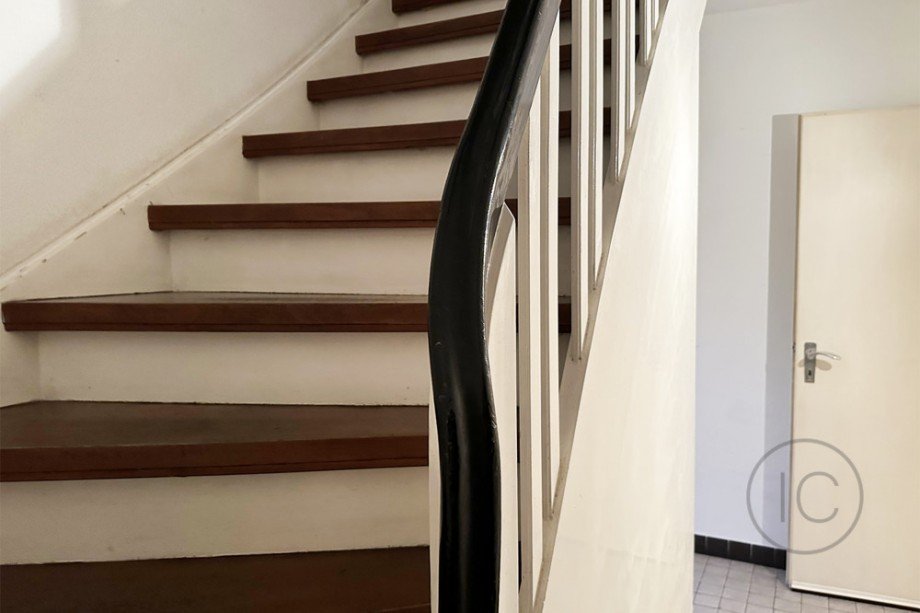 Treppe Zweifamilienhaus K�ln / Junkersdorf