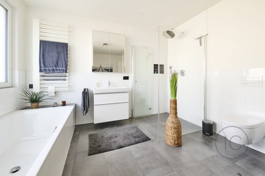  Erdgeschosswohnung R�srath
