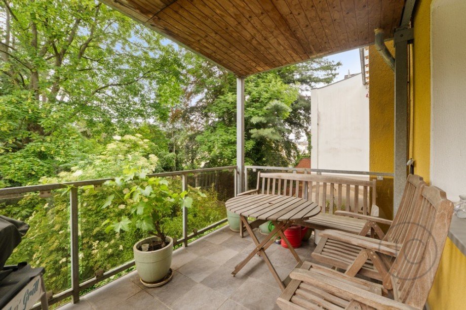Balkon Gartenseite Etagenwohnung K�ln