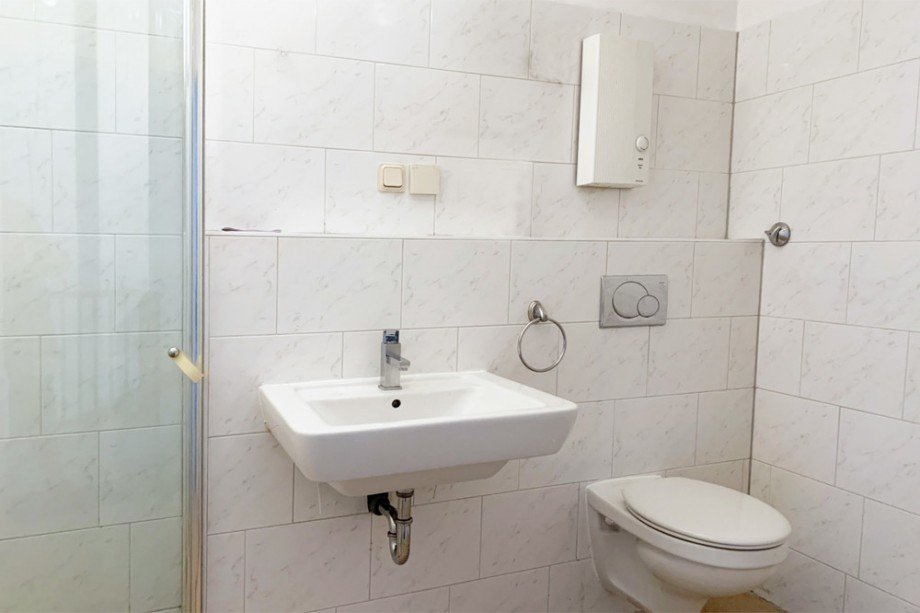 Bad Reihenmittelhaus K�ln - Bilderst�ckchen