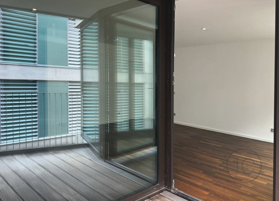 Balkon Etagenwohnung K�ln