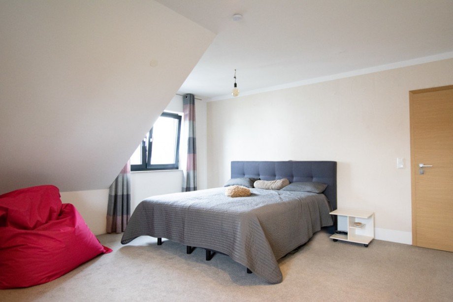 Schlafzimmer 1 Einfamilienhaus Kerpen
