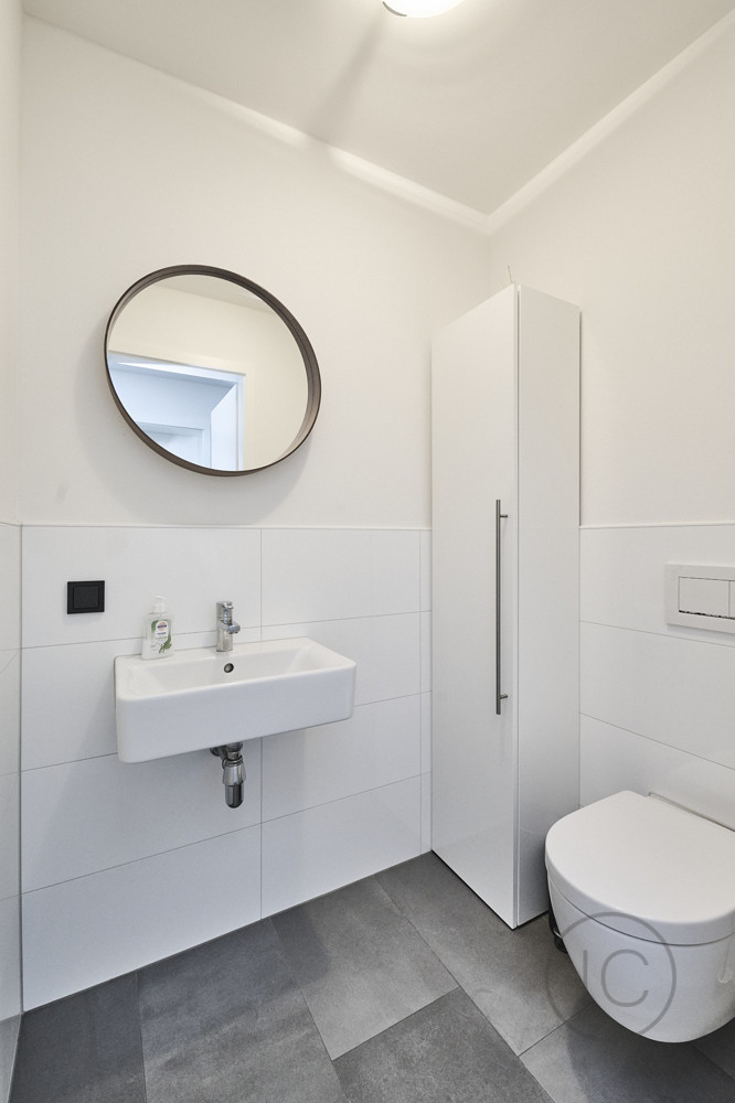 G�ste-WC im Erdgeschoss Erdgeschosswohnung R�srath