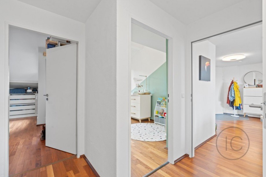Diele Ankleide / Kinderzimmer Maisonettewohnung Bonn / R�ttgen