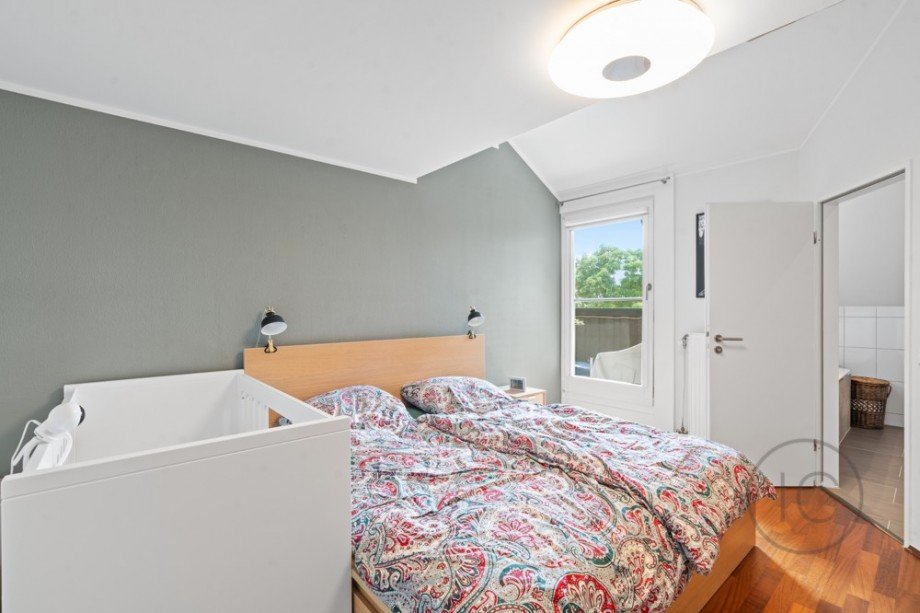 Schlafzimmer Maisonettewohnung Bonn / R�ttgen