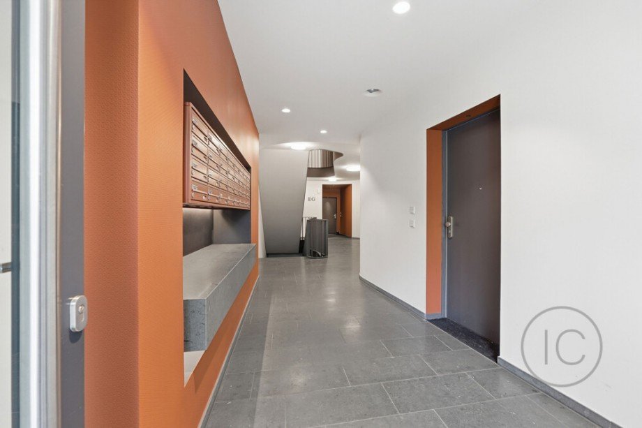 Flur Eingangsbereich Etagenwohnung K�ln