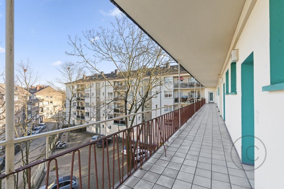 Laubengang Apartmenthaus Mehrfamilienhaus Krefeld / Cracau